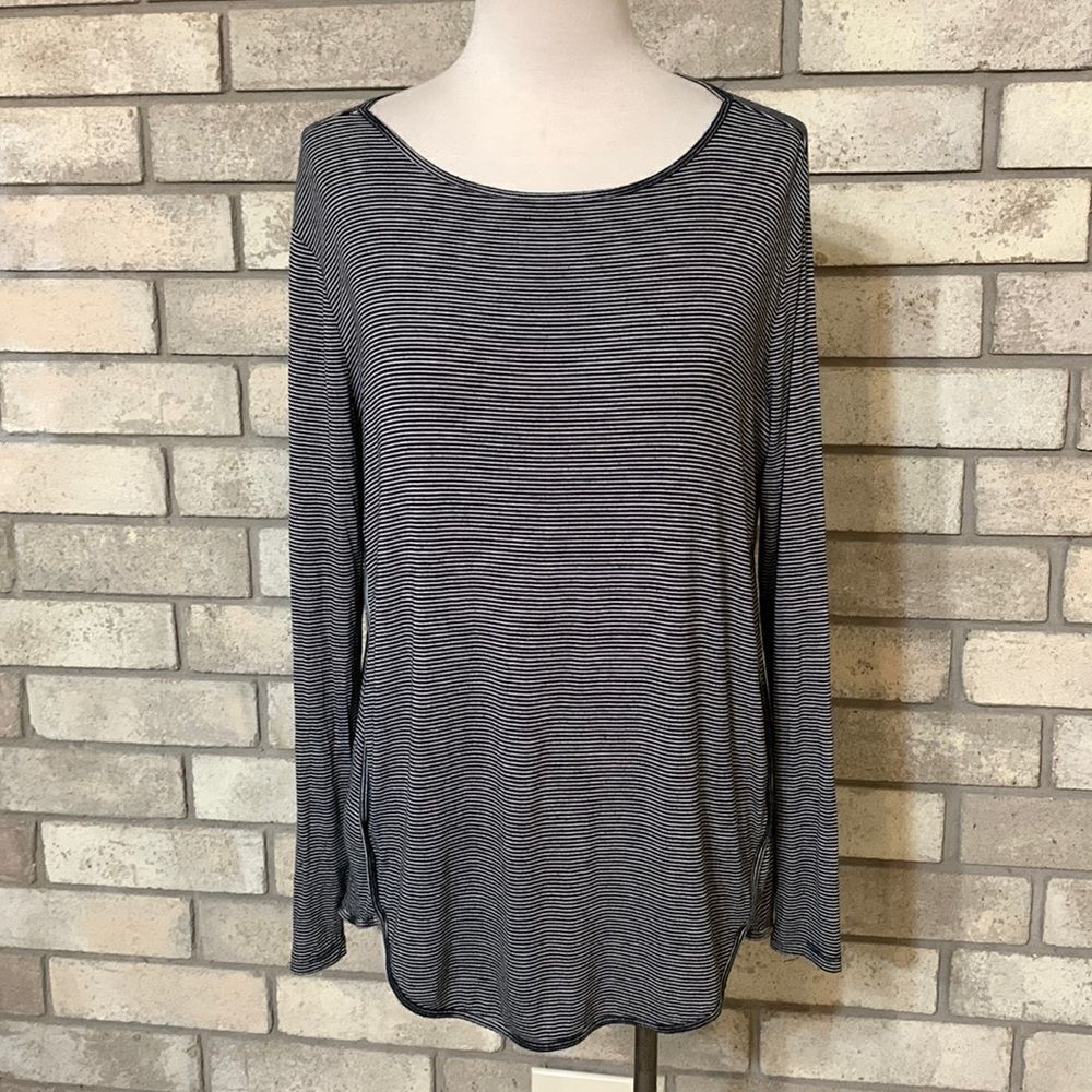 3for$20 long sleeve small